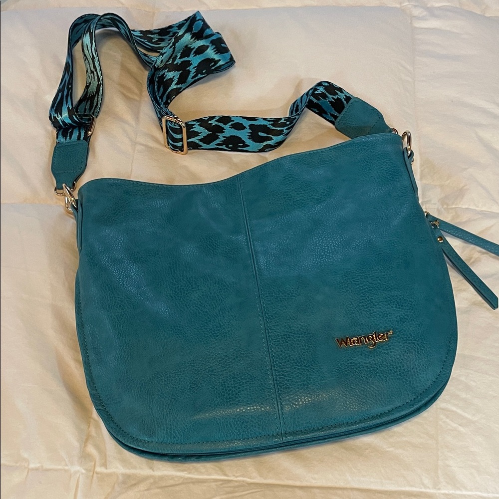 Wrangler Turquoise Shoulder Bag with Patterned Strap and turquoise. Never used